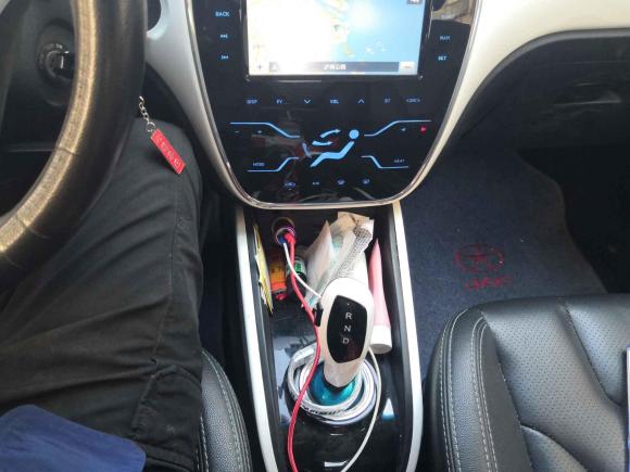 [上海·沪F] 二手江汽集团江淮iEV2015款 iEV5