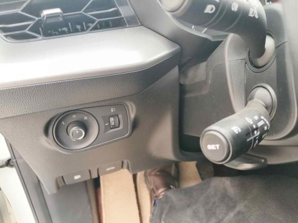 [义乌·浙G] 二手名爵MG52021款 180DVVT 手动青春豪华版