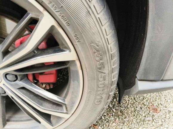 [无锡·苏B] 二手比亚迪宋PLUS2020款 1.5T 自动旗舰型