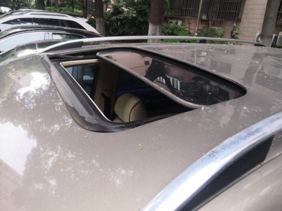 [上海·陕J] 二手大众途安2015款 1.4T 手动舒适版5座