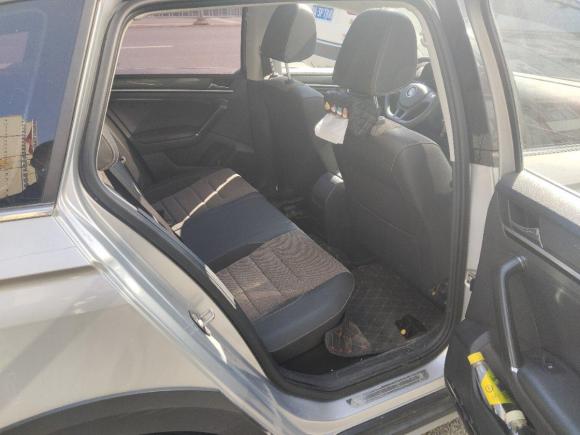 [武汉·鄂A] 二手大众蔚领2017款 1.6L 自动舒适型