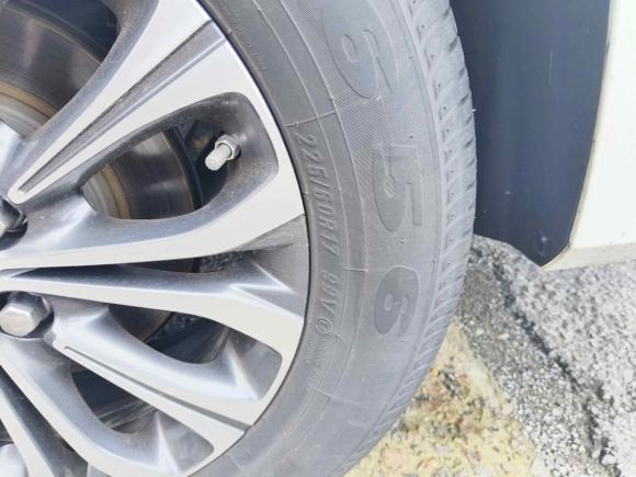 [南通·沪C] 二手别克别克GL82023款 陆上公务舱 652T 豪华型