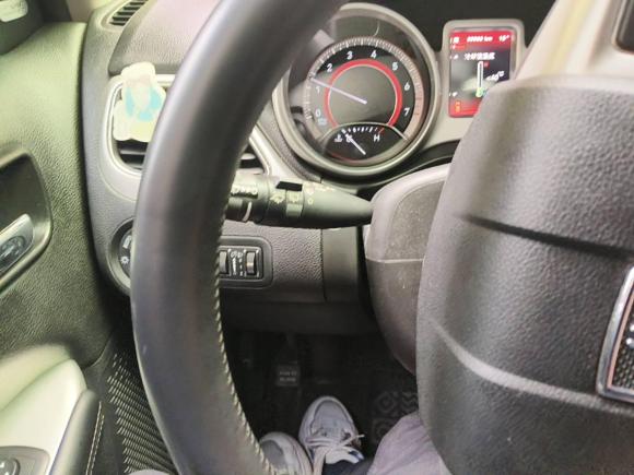 [义乌·浙G] 二手道奇酷威2013款 2.4L 两驱尊尚版