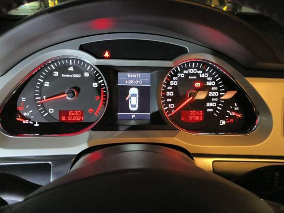 [成都·川A] 二手奥迪奥迪A6L2010款 2.4L 舒适型