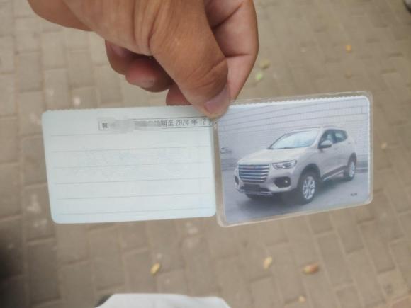 [南昌·赣A] 二手哈弗哈弗H2s2017款 红标 1.5T 手动精英型