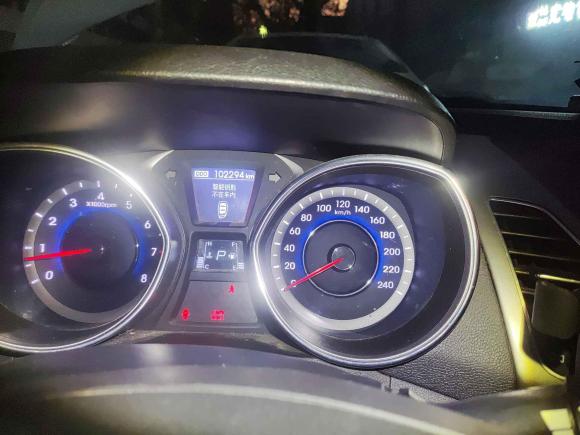 [青岛·鲁U] 二手现代朗动2015款 1.6L 自动领先型