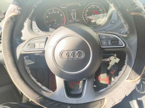 [义乌·浙G] 二手奥迪奥迪Q32015款 30 TFSI 进取型
