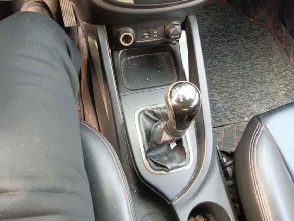 [青岛·鲁B] 二手长安长安CS352014款 1.6L 手动豪华型 国IV