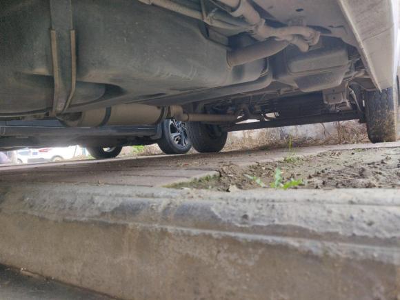 [武汉·鄂A] 二手东风御风御风2021款 2.3T V9物流车长轴中顶6-9座国V WP2.3