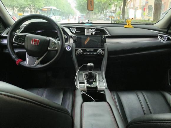 [西安·陕A] 二手本田思域2016款 220TURBO 手动豪华版