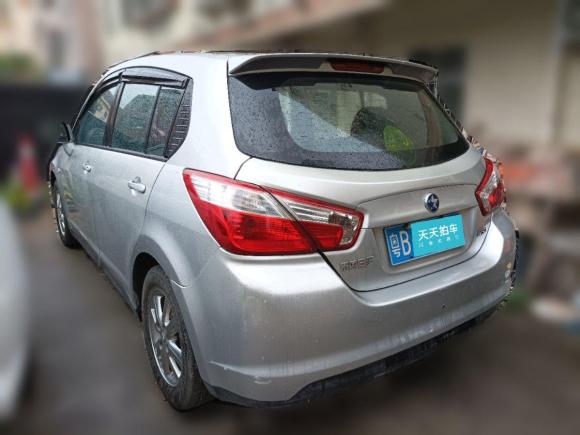 [深圳·粤B] 二手启辰启辰R502013款 1.6L 手动时尚版