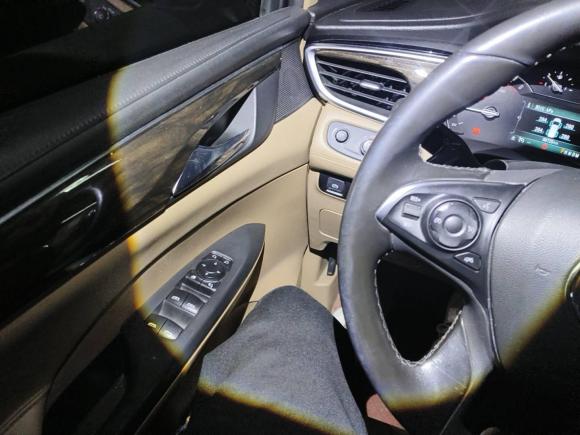 [南昌·赣A] 二手别克别克GL82017款 ES 28T 尊享型 国V