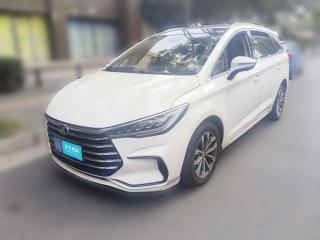 比亚迪宋MAX2021款 升级版 1.5T 自动尊贵型 6座