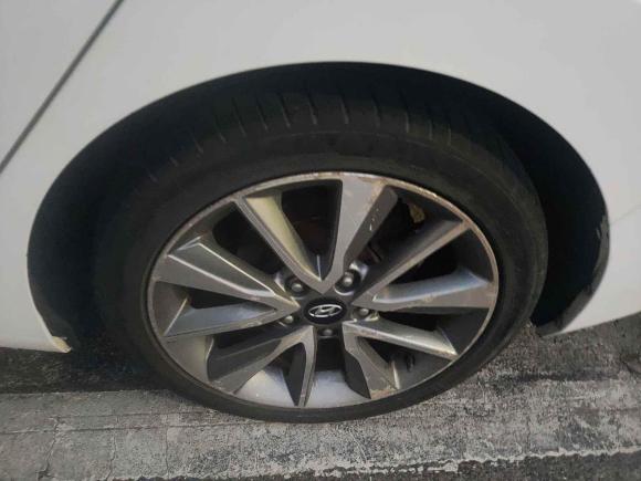 [青岛·鲁U] 二手现代朗动2015款 1.6L 自动领先型