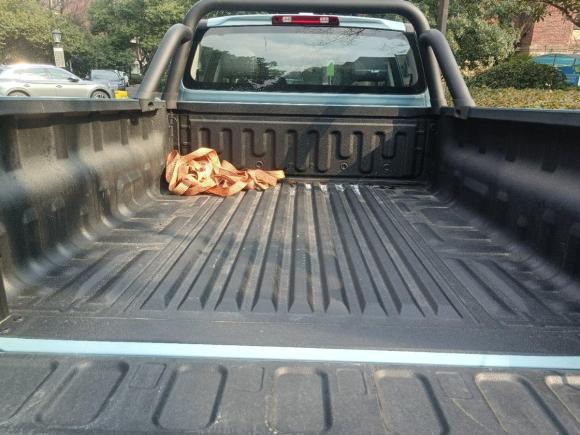 [杭州·浙A] 二手长城金刚炮2022款 2.0T手动柴油四驱精英型长箱平箱GW4D20M