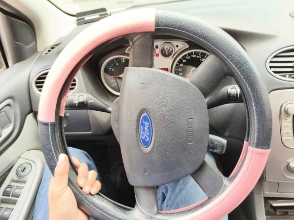 [南通·苏F] 二手福特福克斯2013款 两厢经典 1.8L 手动基本型