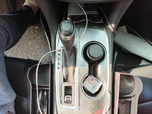 [南京·苏A] 二手雪佛兰探界者2017款 535T 自动驭界版