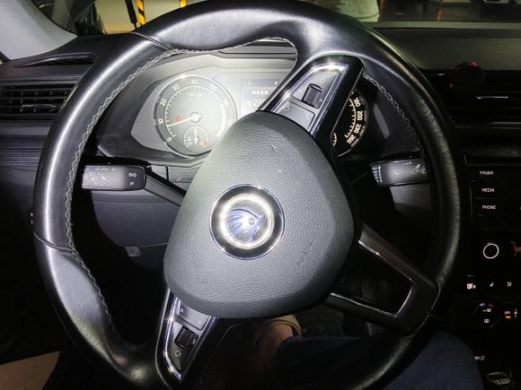 [深圳·粤B] 二手斯柯达速派2016款 TSI330 DSG智行版