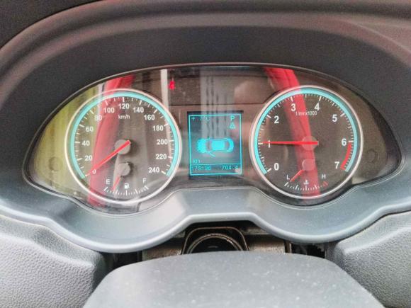 [上海·苏F] 二手中华中华V52012款 1.5T 自动两驱豪华型