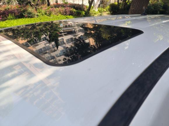 [上海·渝B] 二手中华中华V32015款 1.5L 手动智能型