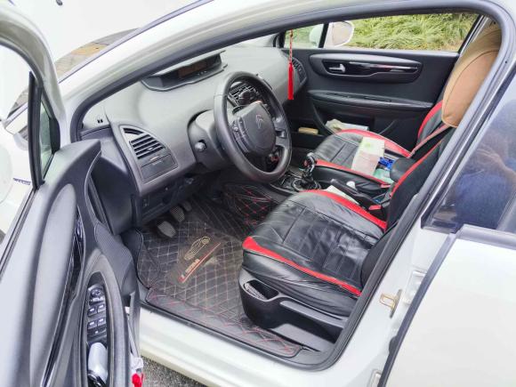 [成都·川A] 二手雪铁龙世嘉2016款 经典 三厢 1.6L 手动品尚型