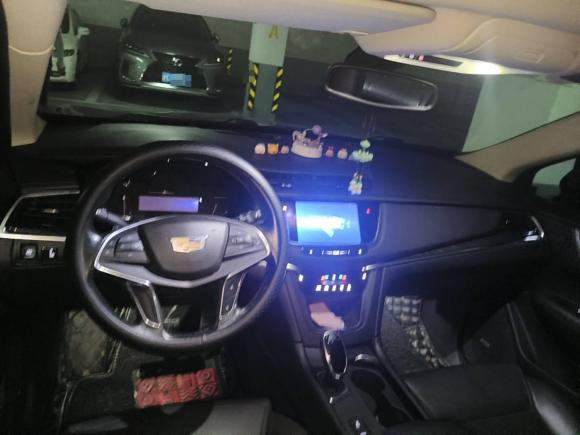 [上海·沪E] 二手凯迪拉克凯迪拉克XT52016款 25T 豪华型