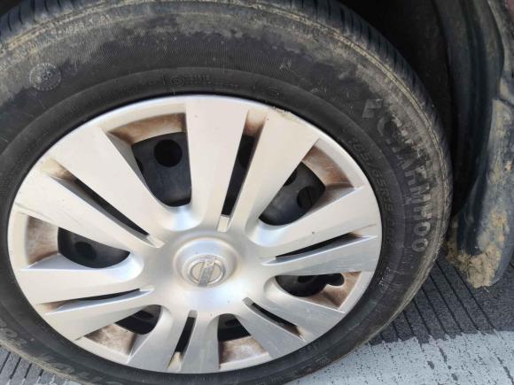 [义乌·浙G] 二手日产骊威2013款 1.6XE 手动舒适版