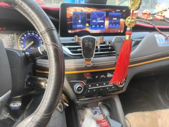 [苏州·苏E] 二手长安逸动DT2018款 1.6L 手动尊享型