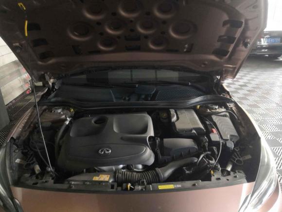 [无锡·苏B] 二手英菲尼迪英菲尼迪QX302017款 1.6T 两驱时尚版