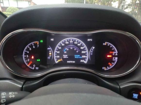 [上海·皖A] 二手Jeep大切诺基2016款 3.0L 舒享导航版