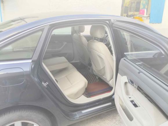 [上海·沪E] 二手奥迪奥迪A6L2011款 2.0 TFSI 自动标准型