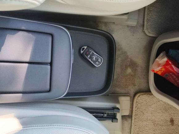 [上海·浙E] 二手别克别克GL82017款 28T Avenir艾维亚 国V