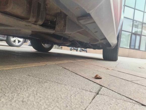 [常州·苏D] 二手陆风陆风X72015款 2.0T 全景尊贵版