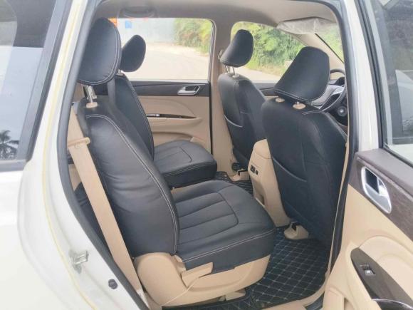 [广州·桂A] 二手宝骏宝骏7302019款 1.5L 手动超值型 7座 国VI