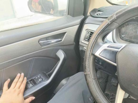 [台州·浙J] 二手北汽威旺北汽威旺M50F2017款 1.3T 标准型