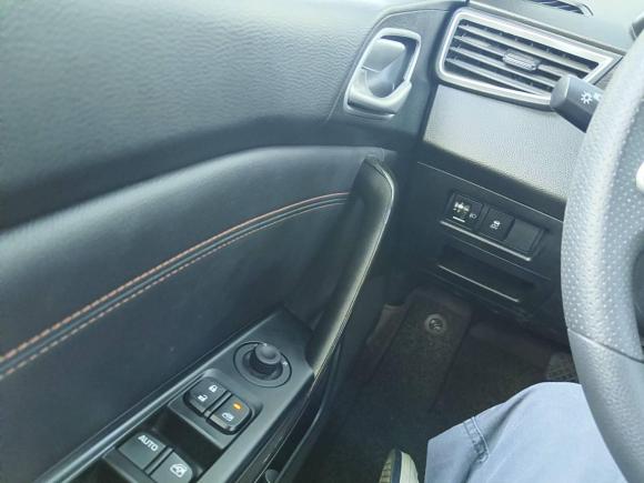 [上海·沪D] 二手宝骏宝骏3102017款 1.5L 自动时尚型