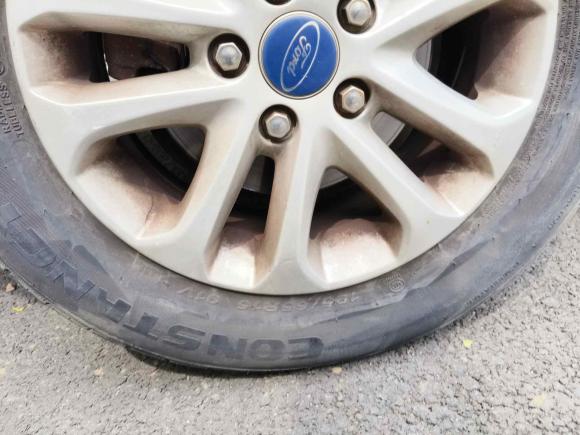 [南通·苏F] 二手福特福克斯2013款 两厢经典 1.8L 手动基本型