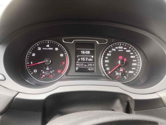 [成都·川A] 二手奥迪奥迪Q32015款 30 TFSI 舒适型