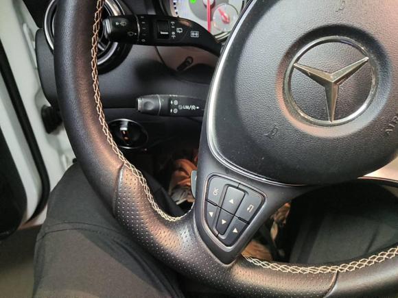 [苏州·苏E] 二手奔驰奔驰GLA2016款 GLA 220 4MATIC 豪华型