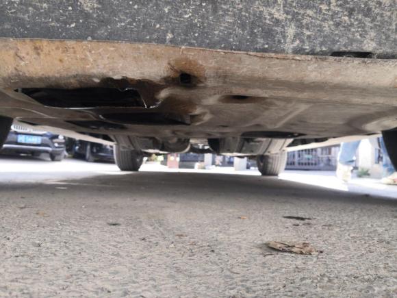 [上海·皖H] 二手哈弗哈弗H62015款 升级版 1.5T 手动两驱精英型