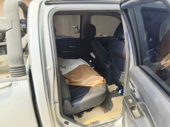 [济南·鲁A] 二手长城风骏52017款 2.4L欧洲版汽油两驱进取型大双排4G69S4N