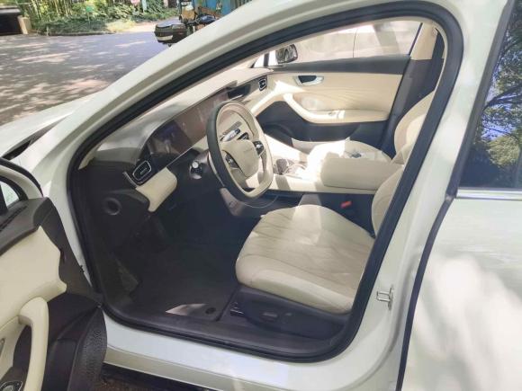 [上海·沪A] 二手荣威荣威D72023款 EV 510km 后驱卓越版