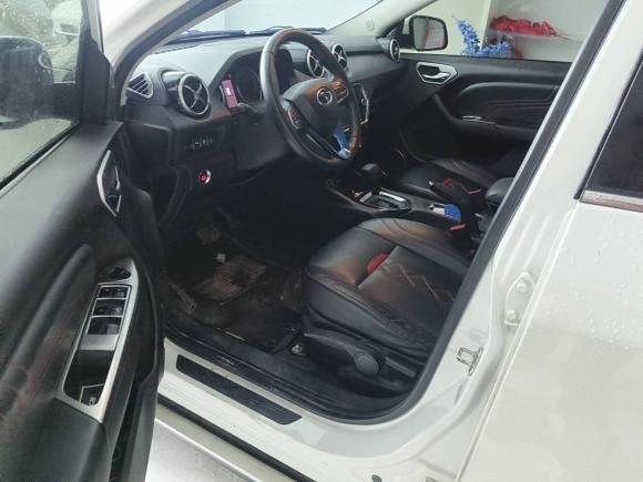 [济南·鲁A] 二手东南东南DX32016款 1.5T CVT旗舰型