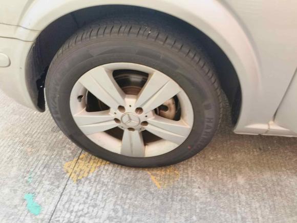 [佛山·粤X] 二手奔驰唯雅诺2010款 2.5L 尊贵版