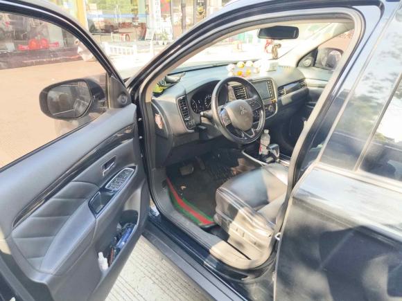 [杭州·浙D] 二手三菱欧蓝德2020款 2.0L 两驱畅享版 5座