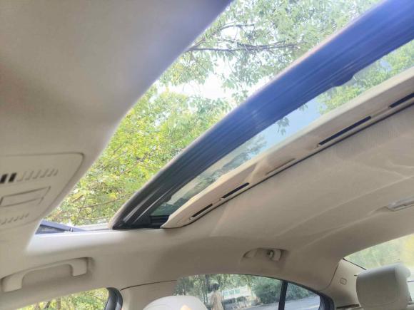 [嘉兴·浙F] 二手别克君威2015款 2.0L 领先时尚型