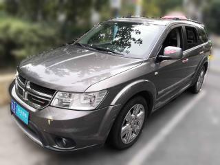 道奇酷威2013款2.4L两驱尊尚版