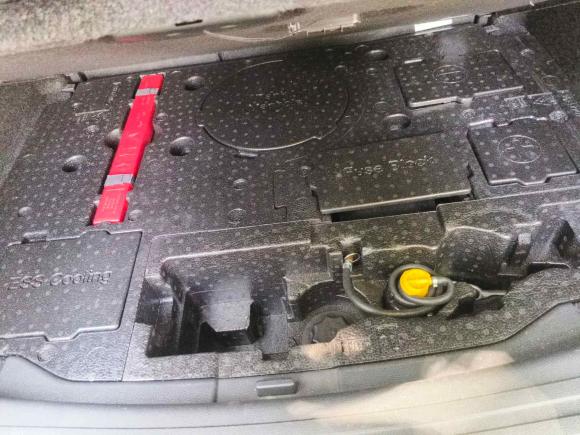 [广州·粤A] 二手荣威荣威RX5新能源2017款 eRX5 50T 混动互联尊贵旗舰版