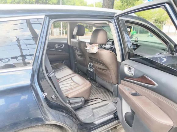 [上海·沪B] 二手英菲尼迪英菲尼迪QX602016款 2.5 S/C Hybrid 两驱卓越版 国V