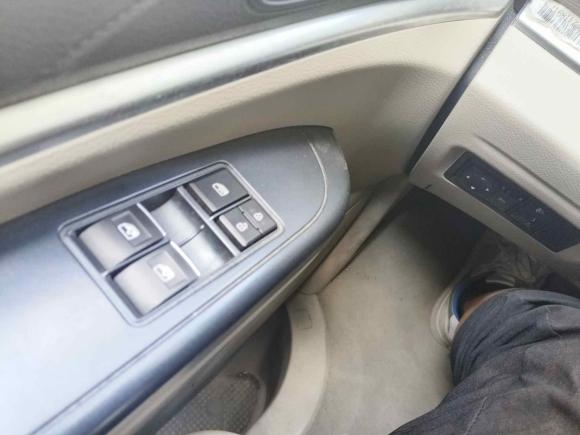 [上海·沪C] 二手东风风行菱智2020款 M5L 1.6L 豪华型 7座